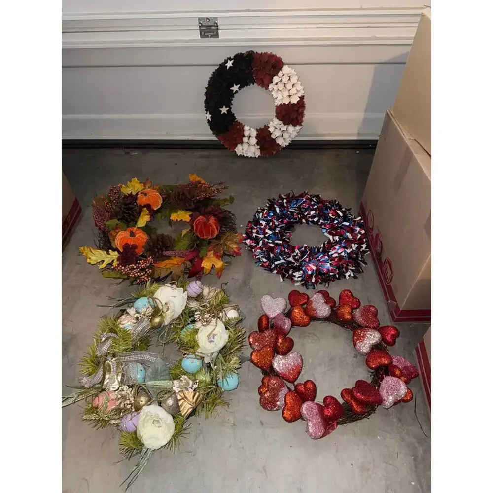 5 Assorted Holiday and Seasonal Wreaths
